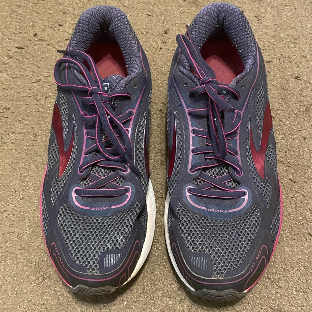 Womens Purple Pink Brooks Dyad 9 Running Shoes Size 9 40.5 - Picture 2 of 6